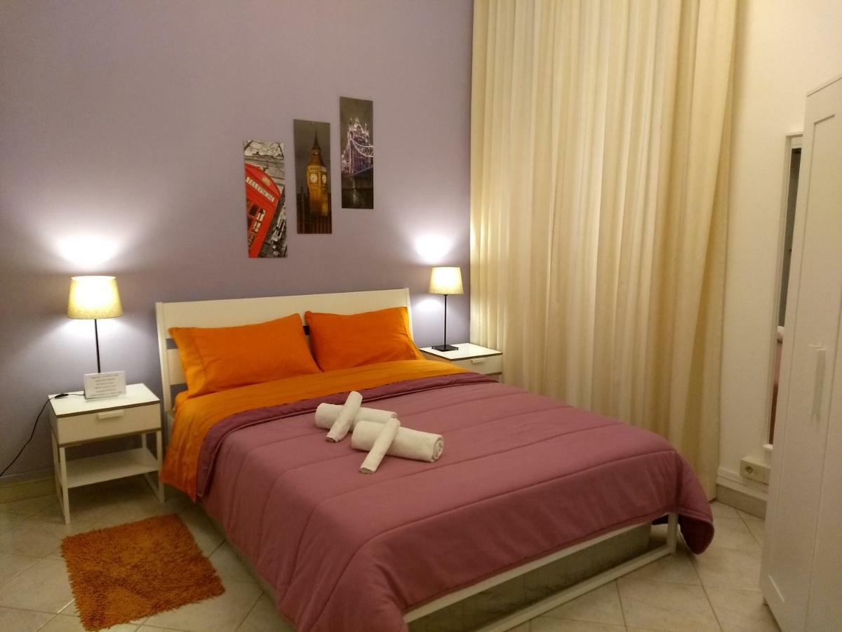 Amoraroma, Economy With Shared Bathrooms Pensión