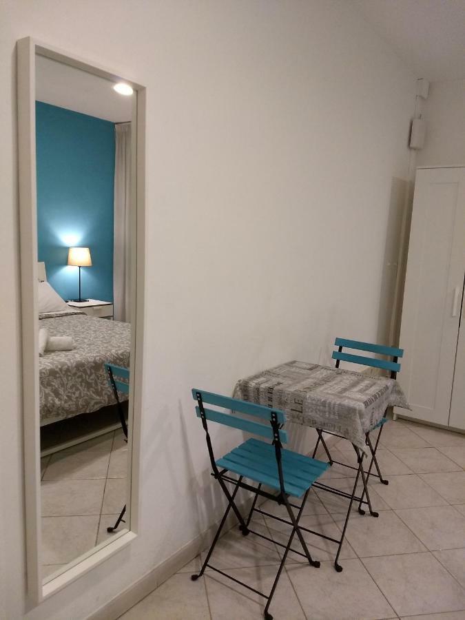 Amoraroma, Economy With Shared Bathrooms Pensión 3*